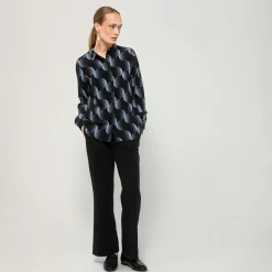 Aarikka naisten paitapusero Tiila, musta kuosi