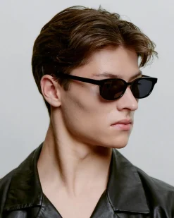 A.Kjaerbede unisex aurinkolasit Charlie, musta