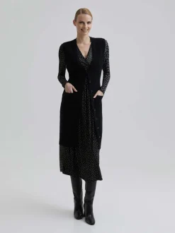 Andiata Naisten Neuleliivi ZEAN KNIT VEST 100% MERINO SUSTAINABLE C Musta