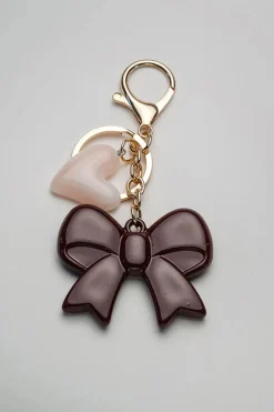 Bow 19 avaimenperä, CHARM BOW WINE RED Viininpunainen