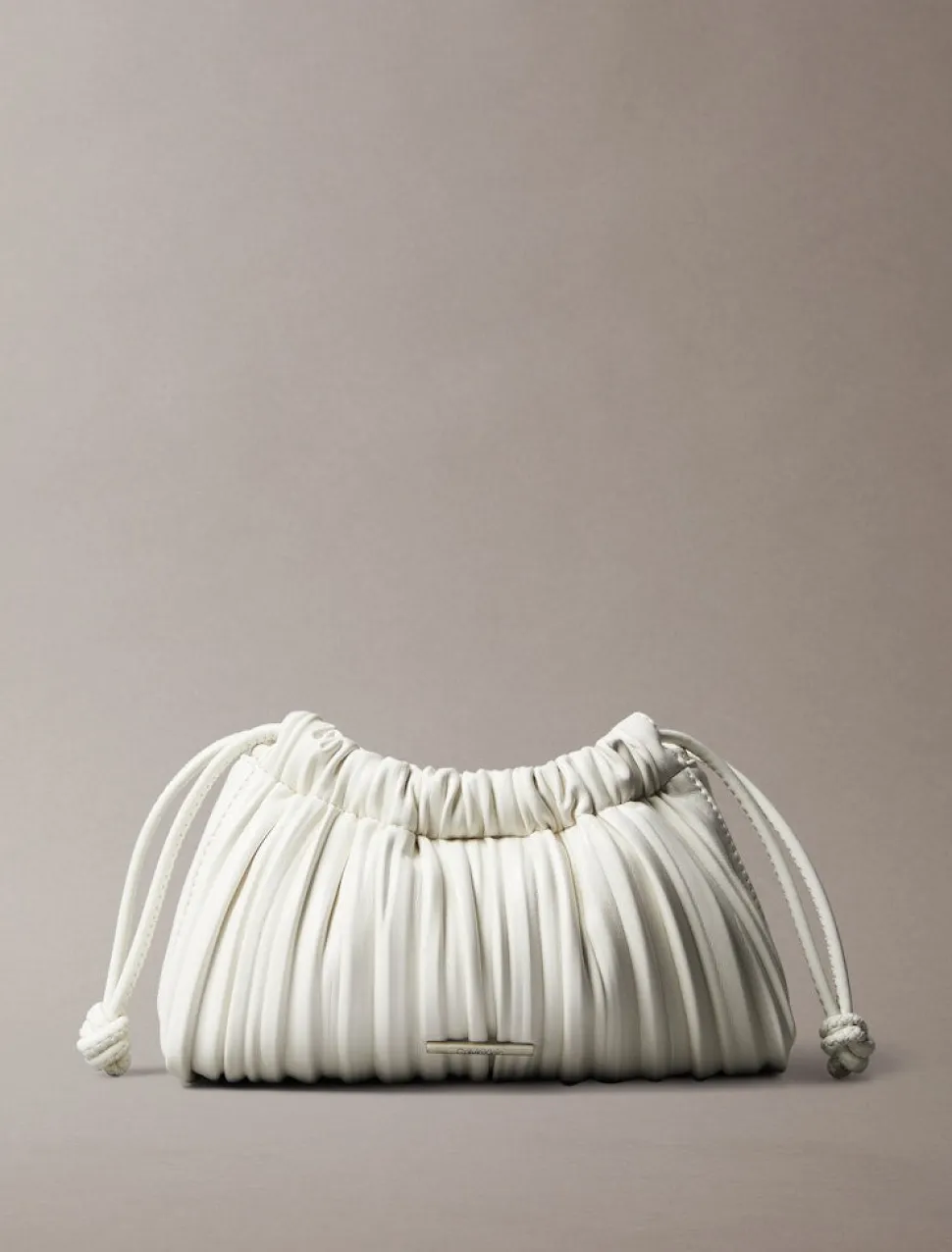 Calvin Klein Accessories naisten laukku, DRWSTRNG PLSS BAG Luonnonvalkoinen