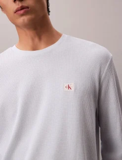 Calvin Klein Jeans miesten pitkähihainen paita LS Waffle Badge Crenwnk Tee, vaaleansininen