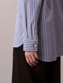 Calvin Klein Jeans naisten paitapusero YD PERFECT BUTTON DOWN SHIRT, vaaleansininen