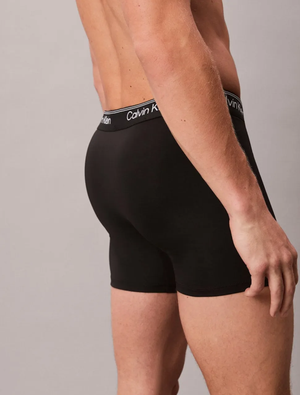 Calvin Klein miesten bokserit, BOXER BRIEF 3 PACK NOS Musta