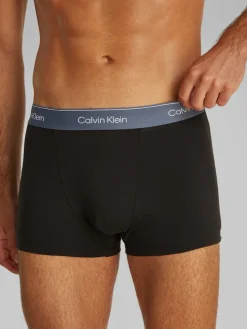 Calvin Klein miesten bokserit, ICON COTTON TRUNK 3PK Musta