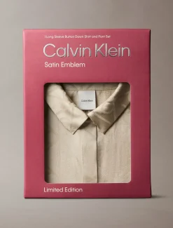 Calvin Klein naisten pyjamasetti K-SATIN AOP SET, vaalea beige