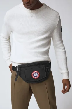 Canada Goose vyölaukku, WAIST BAG CLASSIC DISC MUSTA