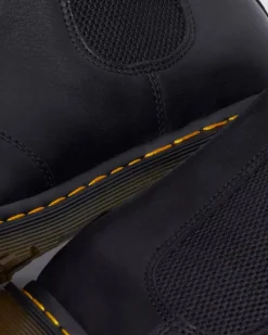 Dr. Martens miesten kengät, 2976 Warm Lined Grizzly Leather Chelsea nilkkurit, Musta