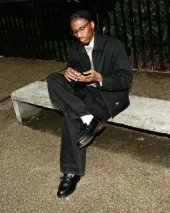 Dr. Martens miesten loaferit Adrian Tassel Loafer Mono Black Smooth, musta