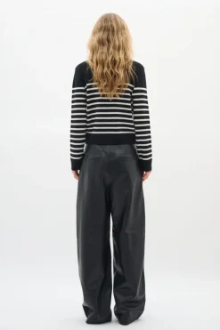 Inwear naisten neuletakki, WALLISIW CARDIGAN Black Stripe