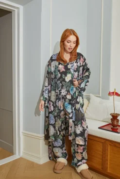 Klement naisten pyjama Betty Pyjama, monivärinen kuosi