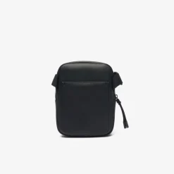 Lacoste olkalaukku, LACOSTE SMALL FLAT CROSSOVER BAG Musta
