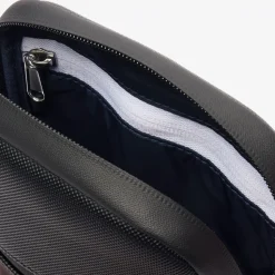 Lacoste olkalaukku, LACOSTE SMALL FLAT CROSSOVER BAG Musta