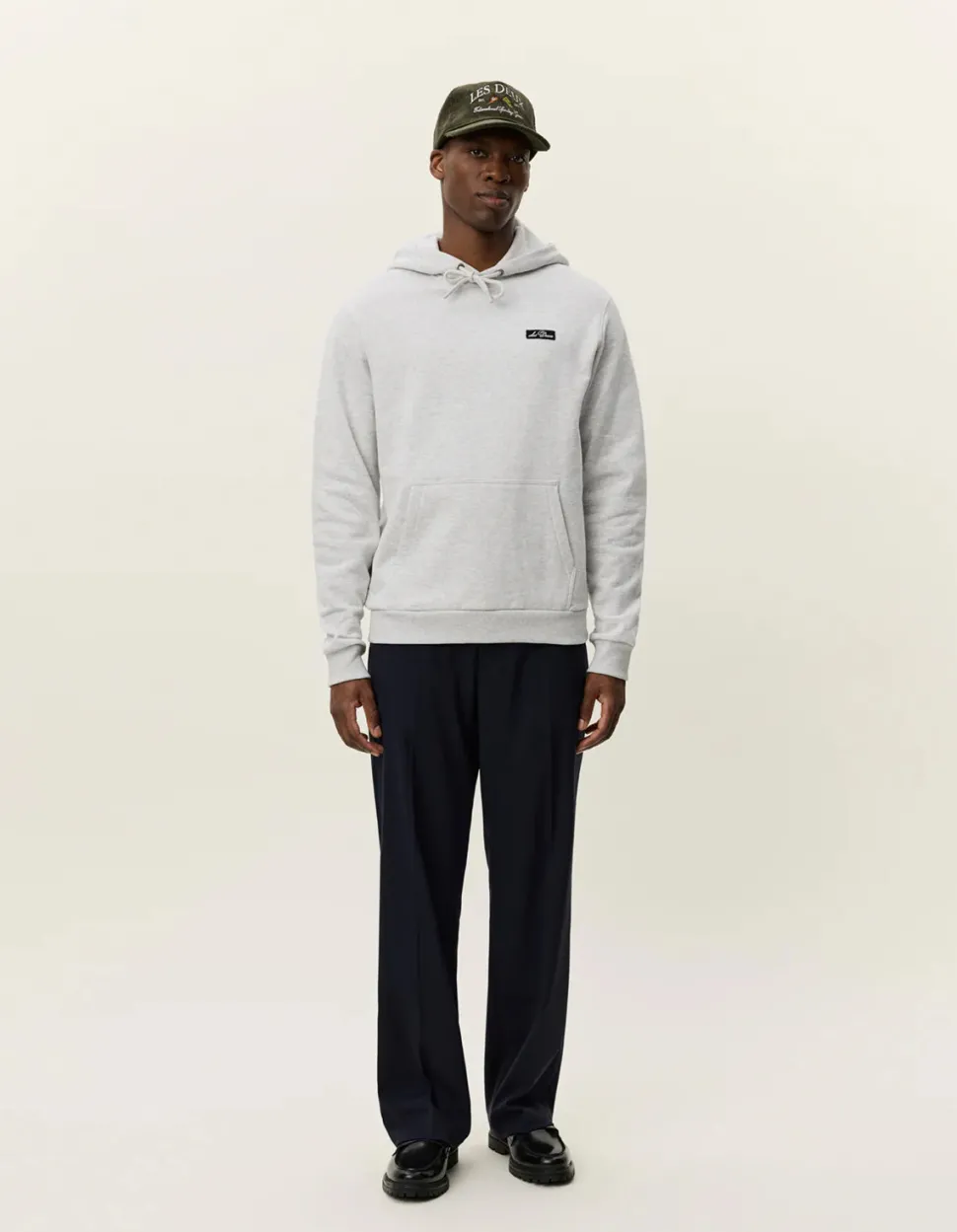 Les Deux miesten huppari, Patch Hoodie Vaaleanharmaa Melee