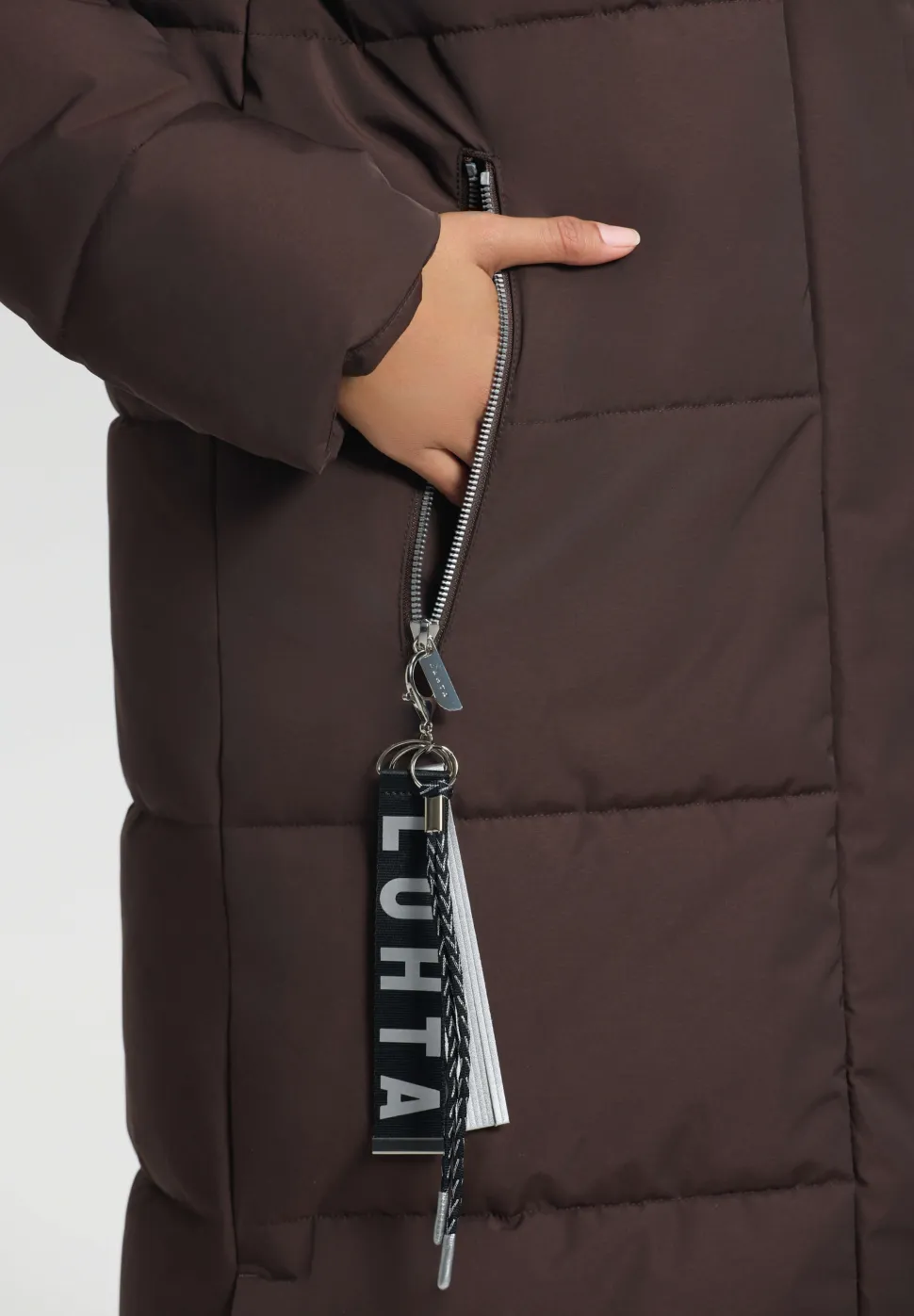 Luhta naisten talvitakki Heinis, tummanruskea