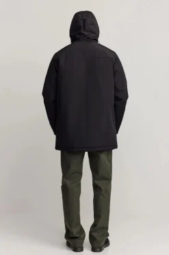 Makia miesten toppatakki, RESILIENT JACKET Musta