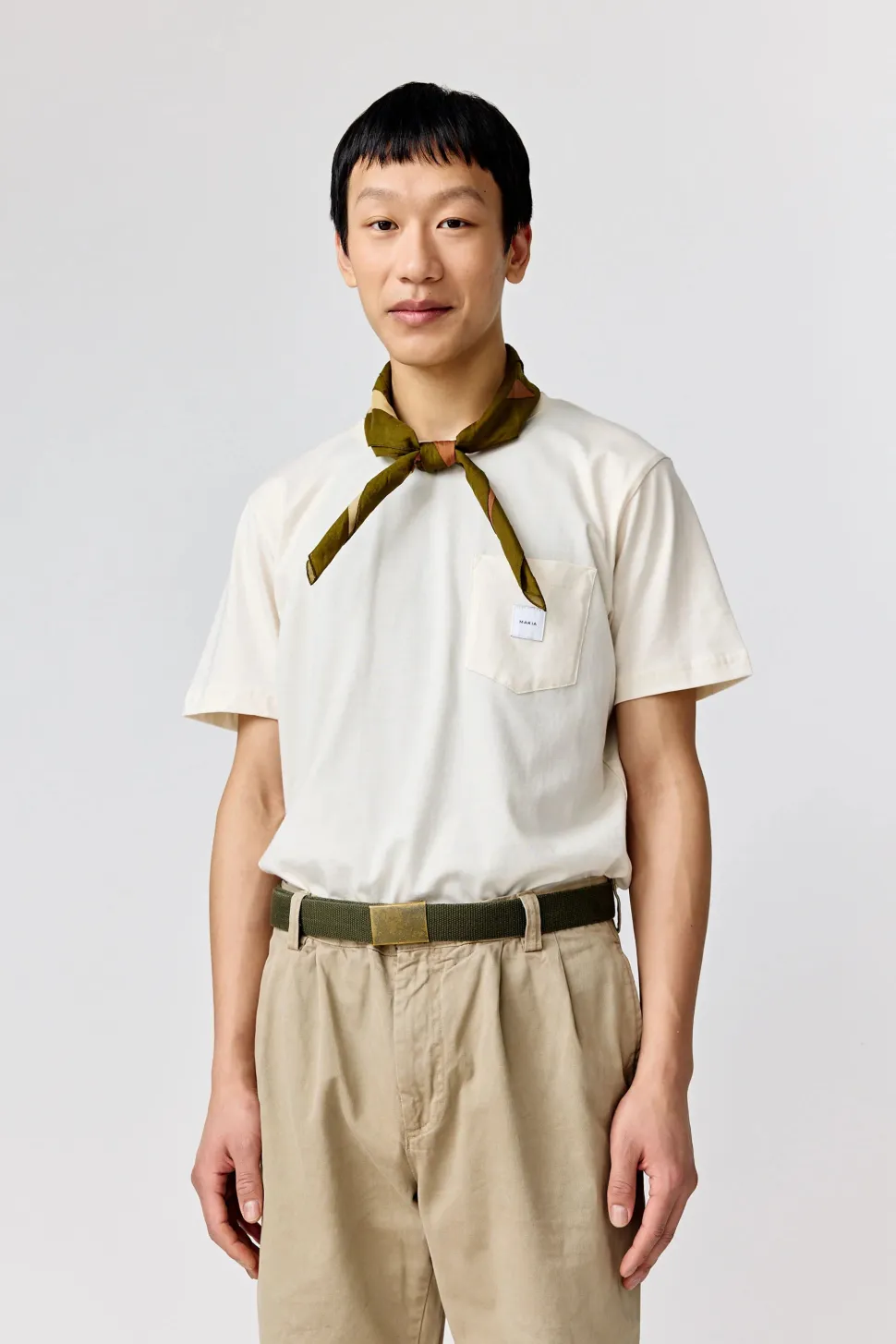 Makia miesten t-paita K Square Pocket t-shirt, luonnonvalkoinen