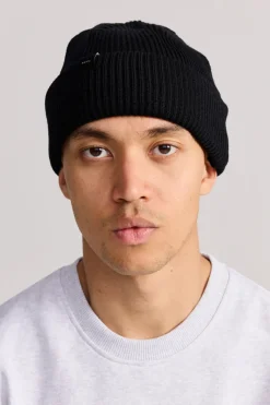 Makia pipo Merino Cap, musta