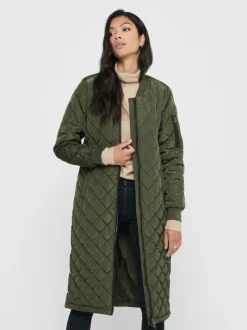 Only Naisten Tikkitakki ONLJESSICA X-LONG QUILTED COAT NOOS Armeijanvihreä