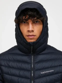 Peak Performance miesten kevytuntuvatakki, M FROST DOWN HOOD JACKET Musta