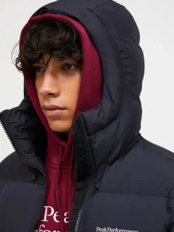 Peak Performance miesten untuvatakki, M RIVEL DOWN JACKET Musta