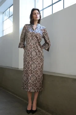 Philosophy Blues Original naisten mekko, SILKY SIMBIA DRESS Ruskea Kuosi