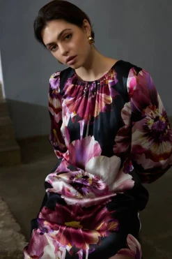 Philosophy Blues Original naisten mekko, SILKY PEPMO DRESS Punainen Kuosi