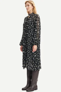 Samsoe and Samsoe Naisten Mekko, Elma shirt dress aop 9695 Musta Kuosi