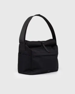 Sandqvist laukku, ICON MESSENGER BAG Musta