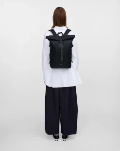 Sandqvist reppu, ICON ROLLTOP BACKPACK M Musta