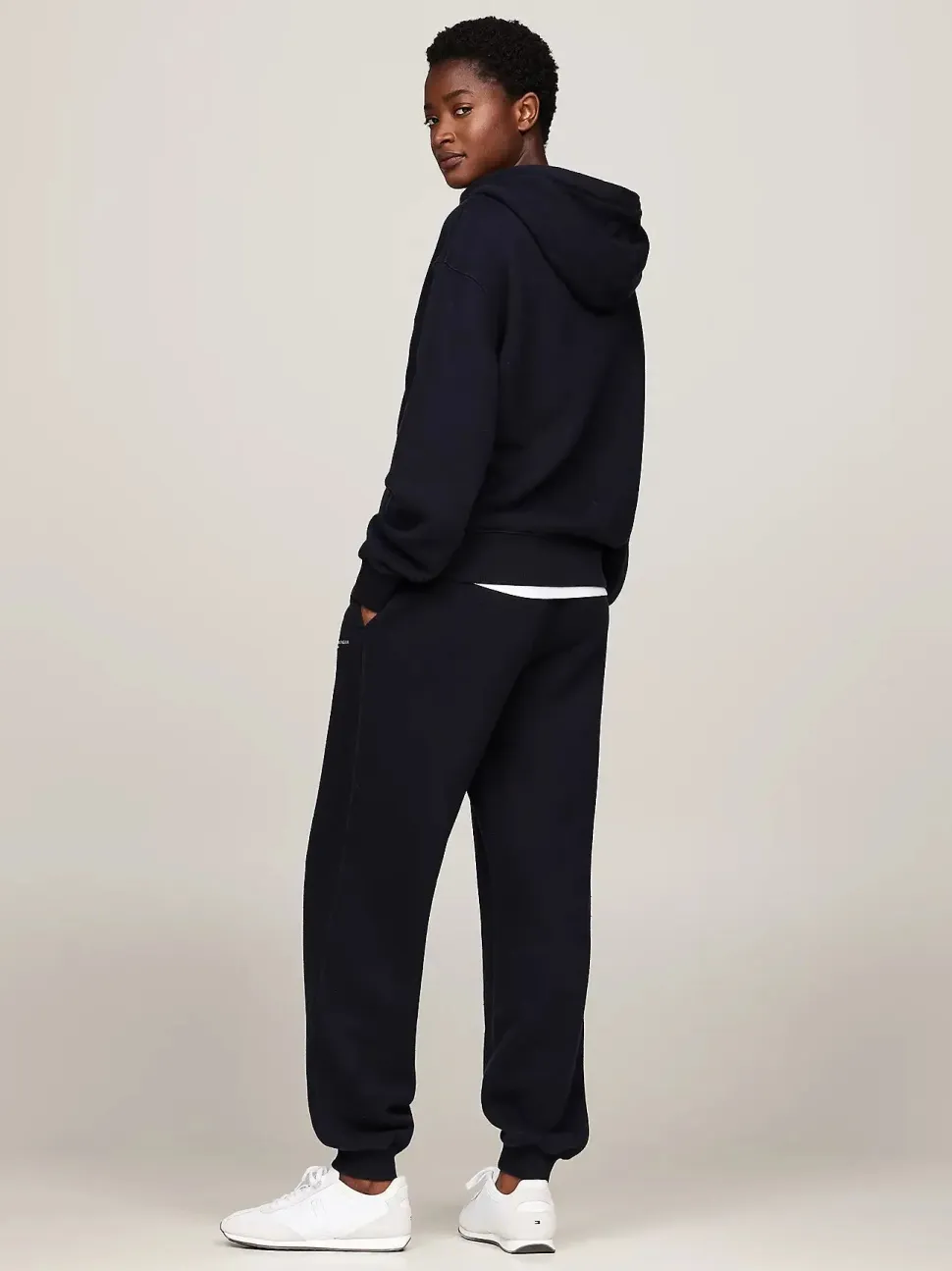 Tommy Hilfiger naisten huppari, MODERN REG MINI CORP HOODIE Tummansininen