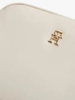 Tommy Hilfiger naisten laukku Popette Camera Bag, luonnonvalkoinen