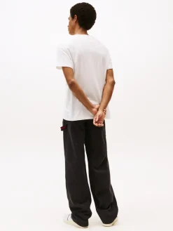 Tommy Jeans miesten t-paita, TJM SLIM LINEAR CHEAST TEE Luonnonvalkoinen