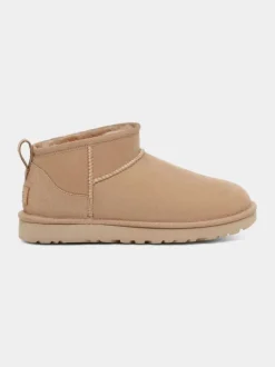 UGG Naisten Kengät, W CLASSIC ULTRA MINI Hiekka