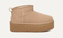 UGG Naisten Kengät, W CLASSIC ULTRA MINI PLATFORM Hiekka