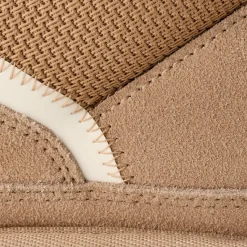 UGG naisten tennarit, W LOWMEL Hiekka