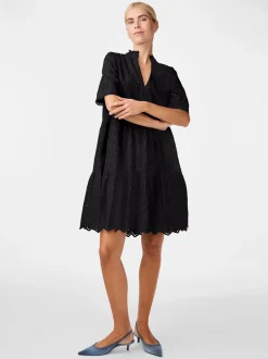 Y.A.S Naisten Minimekko YASHOLI SS DRESS Musta